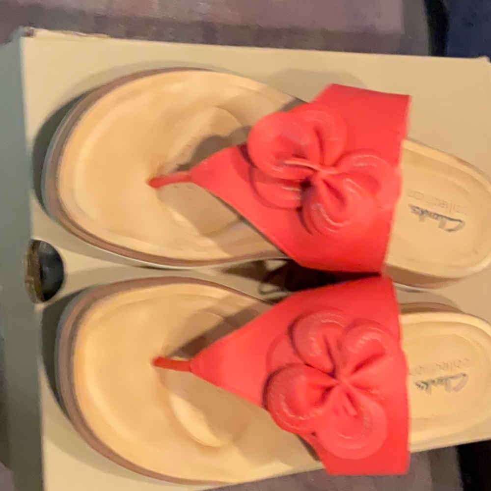 Clarks sandals. Brynn style. Coral leather.      8 1/2